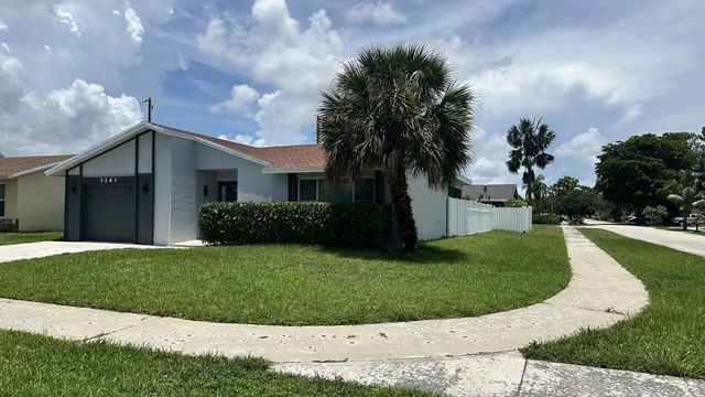 3261 Sw 4th Street, Deerfield Beach