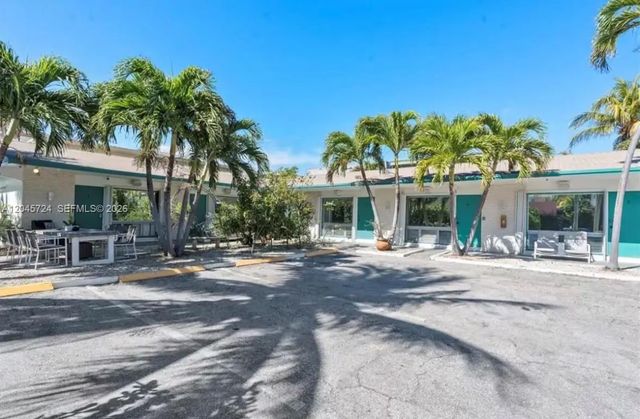 5 of 67 - 333 Palm Street, Hollywood, FL