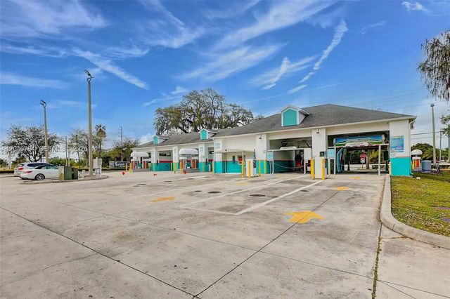 3 of 24 - 3901 Orange Avenue, Fort Pierce, FL