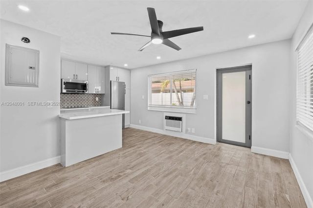 3 of 59 - 1634 Ne 4th Place, Fort Lauderdale, FL