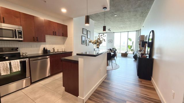 5 of 88 - 300 S Australian Avenue #703, West Palm Beach, FL