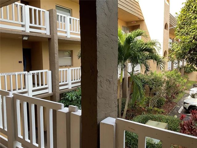 9201 Sunrise Lakes Boulevard #205, Sunrise