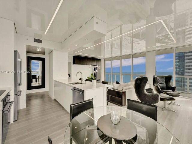 6365 Collins Avenue #2407, Miami Beach