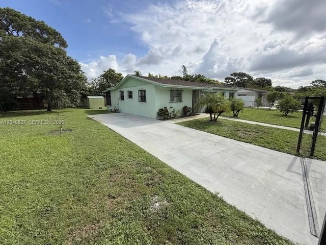 3851 Nw 210th Terrace, Miami Gardens