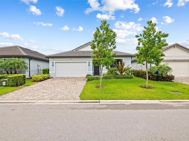 2 of 34 - 2950 Shortleaf Avenue, Lauderdale Lakes, FL