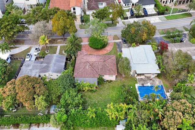 4 of 19 - 2070 Keystone Boulevard, North Miami, FL