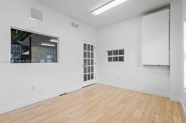 5 of 22 - 7701 W 26th Avenue #e-7, Hialeah, FL