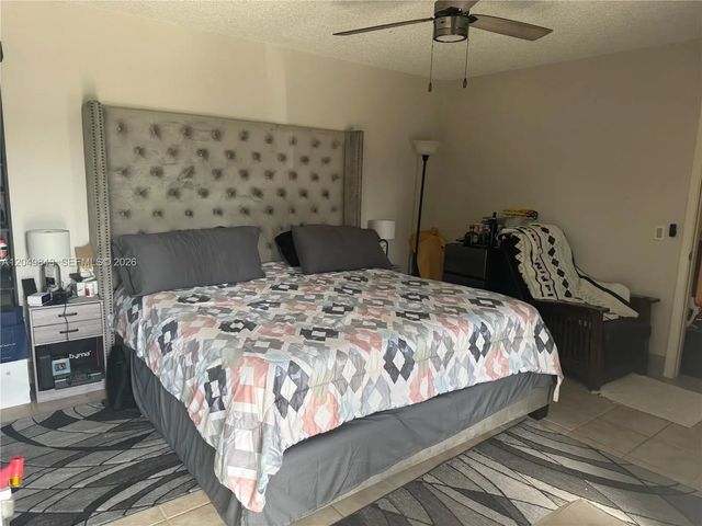 5 of 29 - 4122 41st Way, West Palm Beach, FL