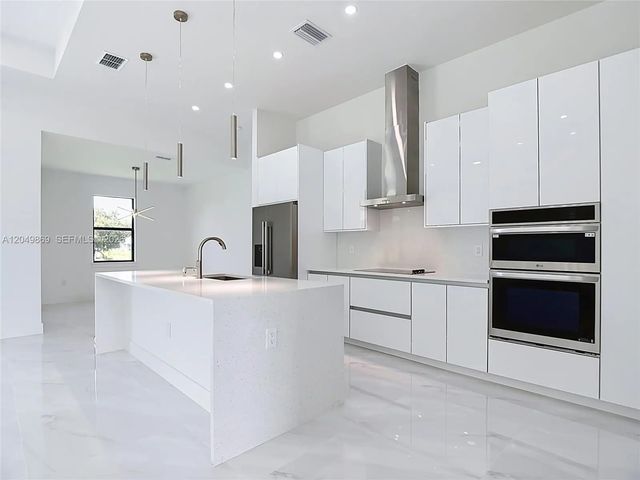 4 of 30 - 3813 Sw 26th Street, Lehigh Acres, FL