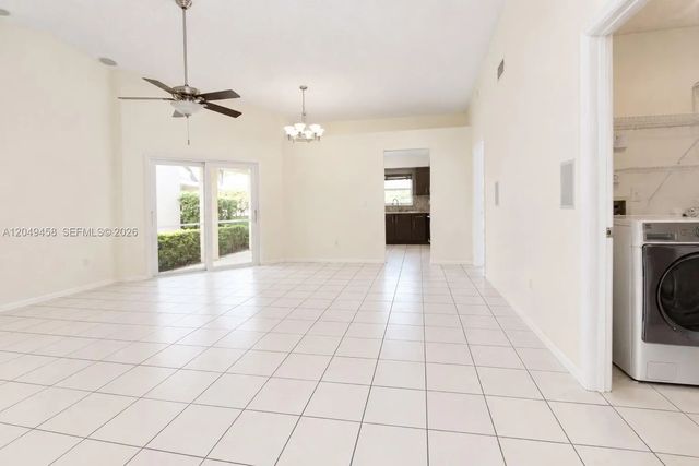 2 of 25 - 687 Se 22nd Drive, Homestead, FL