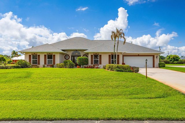 3 of 28 - 165 Sw Hawthorne Circle, Port St. Lucie, FL
