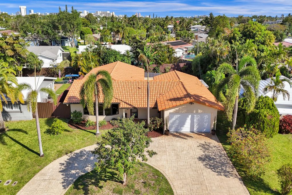 1520 Ne 53rd Street, Fort Lauderdale