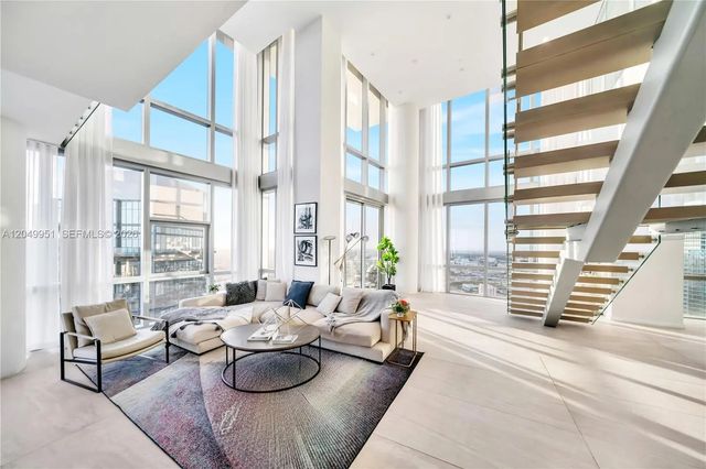 4 of 31 - 851 Ne 1st Avenue #penthouse 4612, Miami, FL