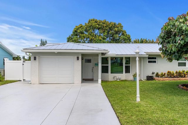 2890 Se 1st Court, Boynton Beach