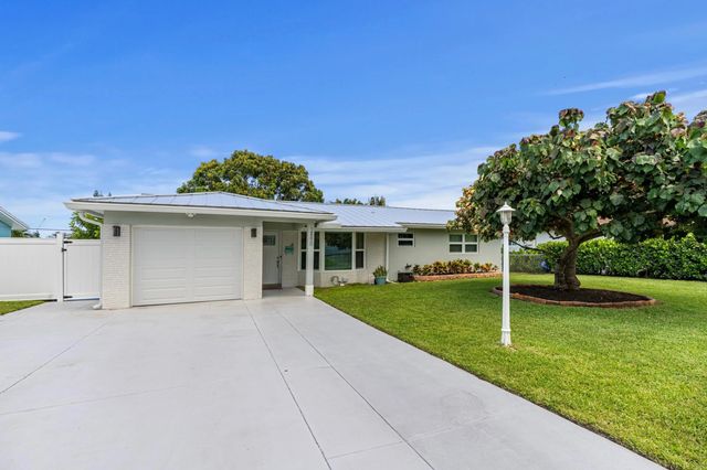 3 of 39 - 2890 Se 1st Court, Boynton Beach, FL