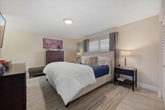 5 of 34 - 145 Lake Nancy Lane #232, West Palm Beach, FL