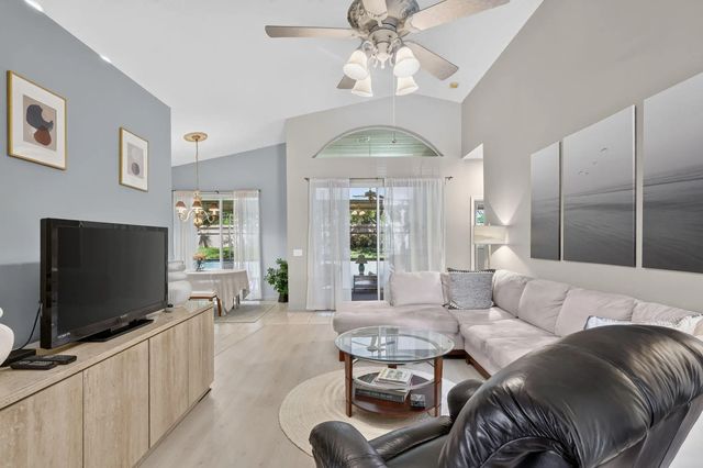 5 of 59 - 310 Nw Toscane Trail, Port St. Lucie, FL