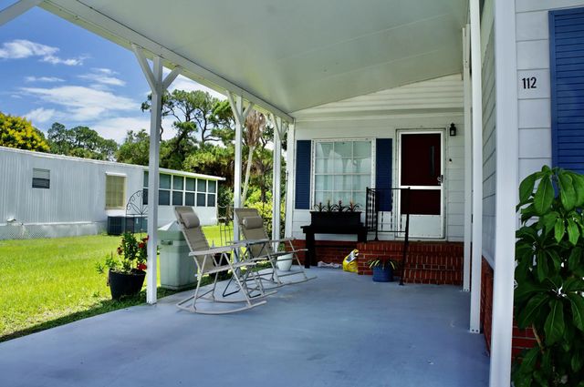 4 of 36 - 112 W Caribbean, Port St. Lucie, FL