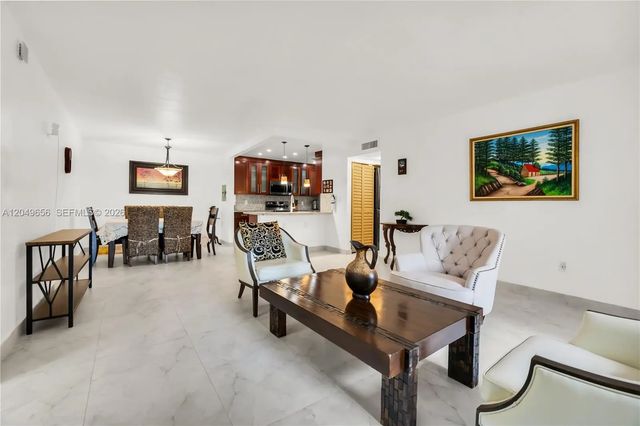 8660 Sw 149th Avenue #205, Miami