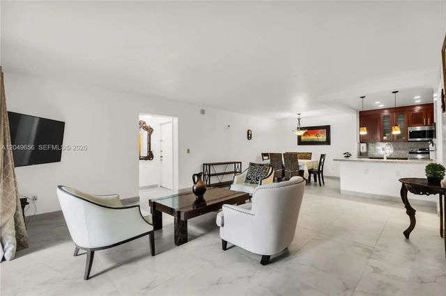 4 of 36 - 8660 Sw 149th Avenue #205, Miami, FL