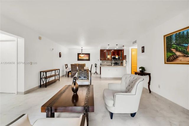5 of 36 - 8660 Sw 149th Avenue #205, Miami, FL