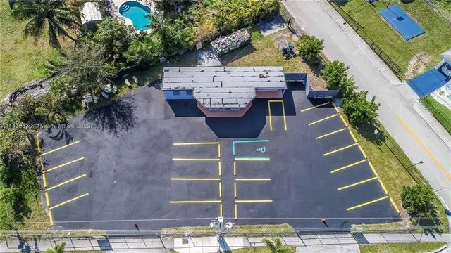 820 Foster Road, Hallandale Beach