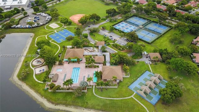 2 of 43 - 15065 Sw 49th Lane #f, Miami, FL