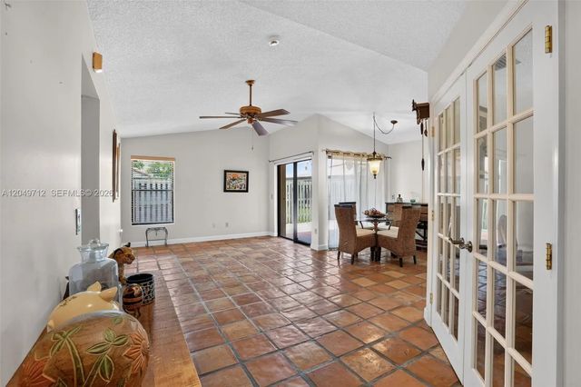 3 of 43 - 15065 Sw 49th Lane #f, Miami, FL