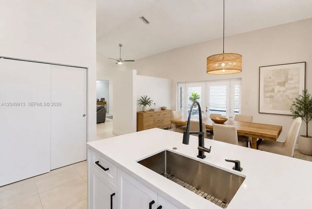 4 of 24 - 15241 Nw 89th Avenue, Miami Lakes, FL
