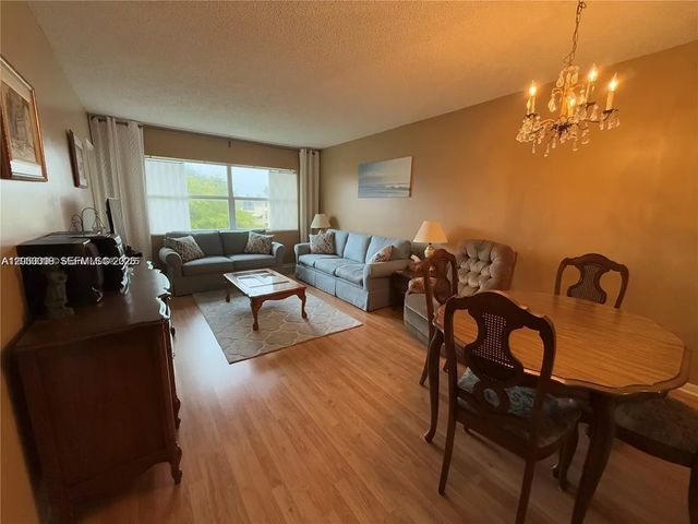 4 of 17 - 4441 Nw 16th Street #j308, Lauderhill, FL