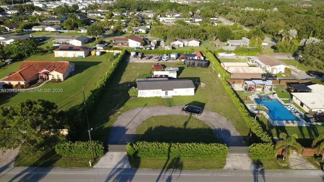 2 of 20 - 32305 Sw 202nd Avenue, Homestead, FL