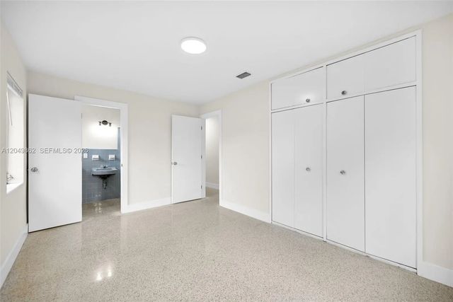 5 of 59 - 1380 W 60th Terrace, Hialeah, FL