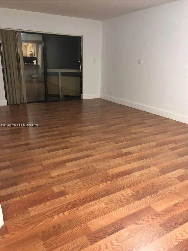 2 of 4 - 8290 Lake Drive #349, Doral, FL