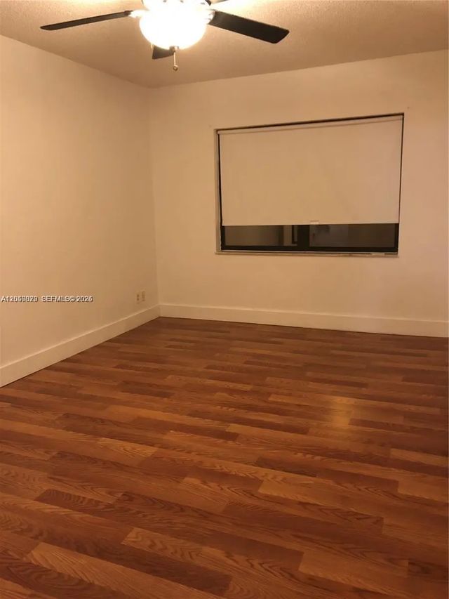 3 of 4 - 8290 Lake Drive #349, Doral, FL
