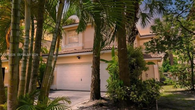 2 of 81 - 9847 Fairway Cove Lane, Plantation, FL