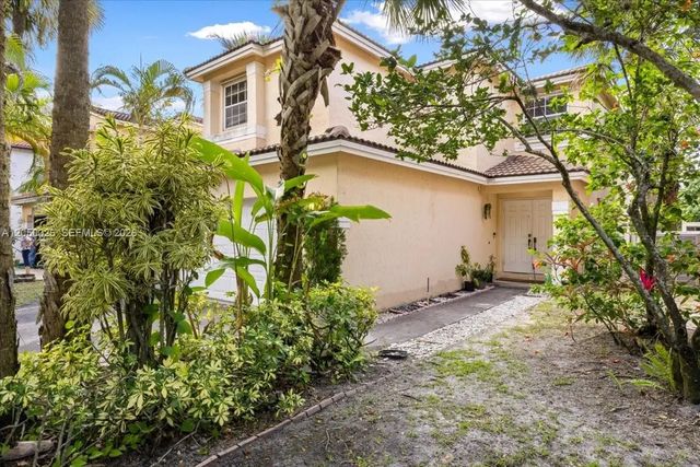 4 of 81 - 9847 Fairway Cove Lane, Plantation, FL