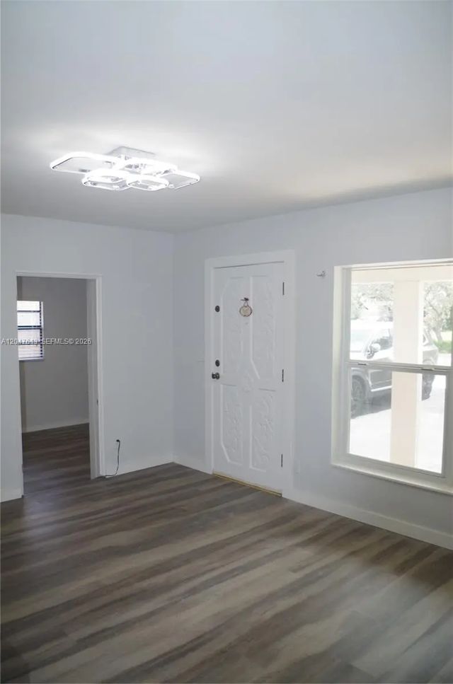 3 of 27 - 5465 N Andrews Avenue, Oakland Park, FL