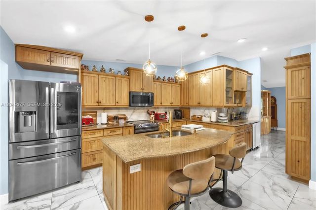 5 of 24 - 8177 Nw 1st Street, Coral Springs, FL