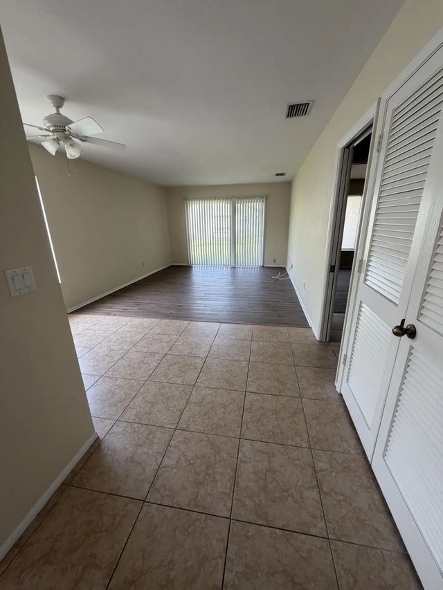 4 of 29 - 1720 Se Linpark Court, Port St. Lucie, FL