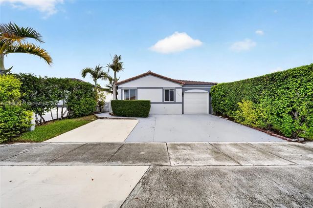 17501 Sw 142nd Court, Miami