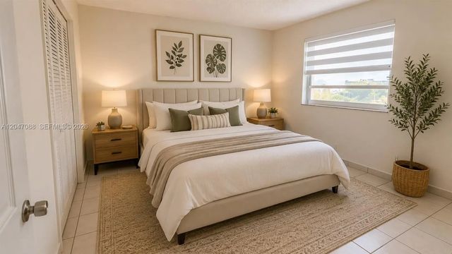 2 of 21 - 1975 Ne 135th Street #3f, North Miami, FL