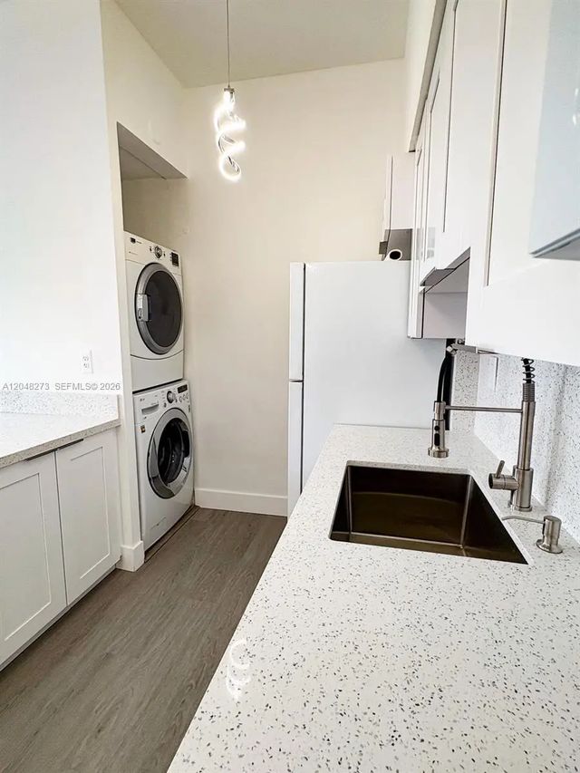 5 of 16 - 7420 W 20th Avenue #335, Hialeah, FL