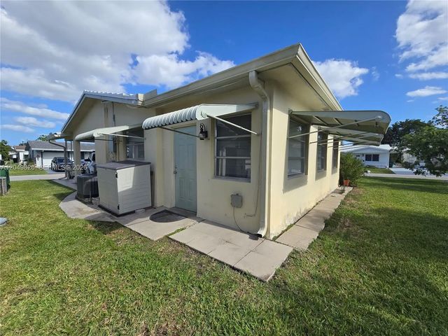 3 of 22 - 4805 Nw 45th Avenue, Tamarac, FL
