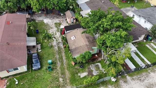 5 of 15 - 2954 Nw 91st Street, Miami, FL