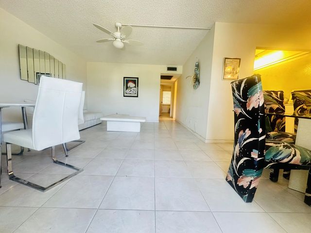 4 of 59 - 2017 Farnham N, Deerfield Beach, FL