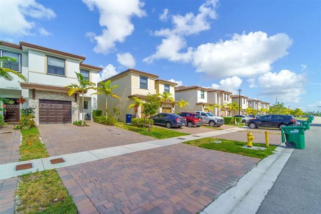 3 of 32 - 25500 Sw 108th Avenue, Homestead, FL