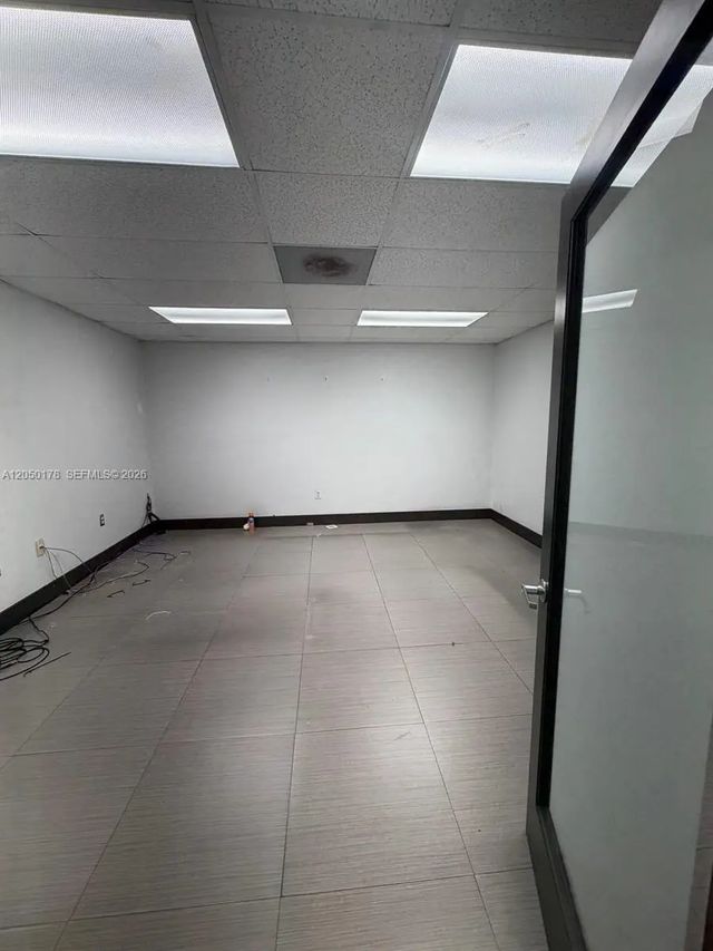 3 of 21 - 10850 Nw 27th Street, Doral, FL