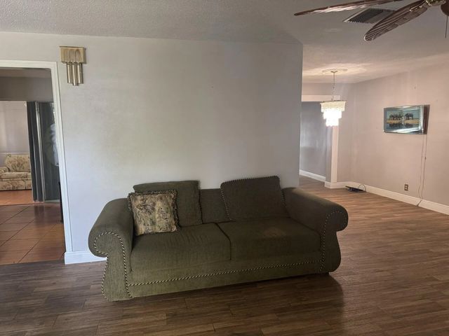 4 of 17 - 4517 Nw 49th Court, Tamarac, FL