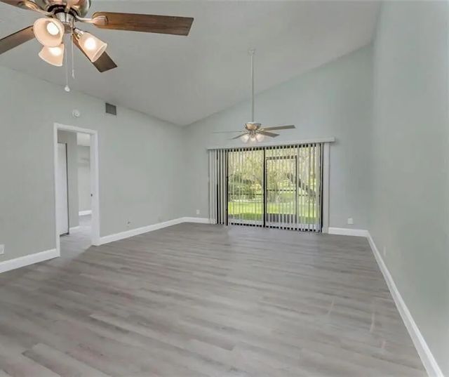 3 of 12 - 454 Lakeview Drive #1, Weston, FL