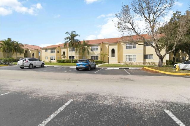 2 of 26 - 12760 Vista #724, Sunrise, FL